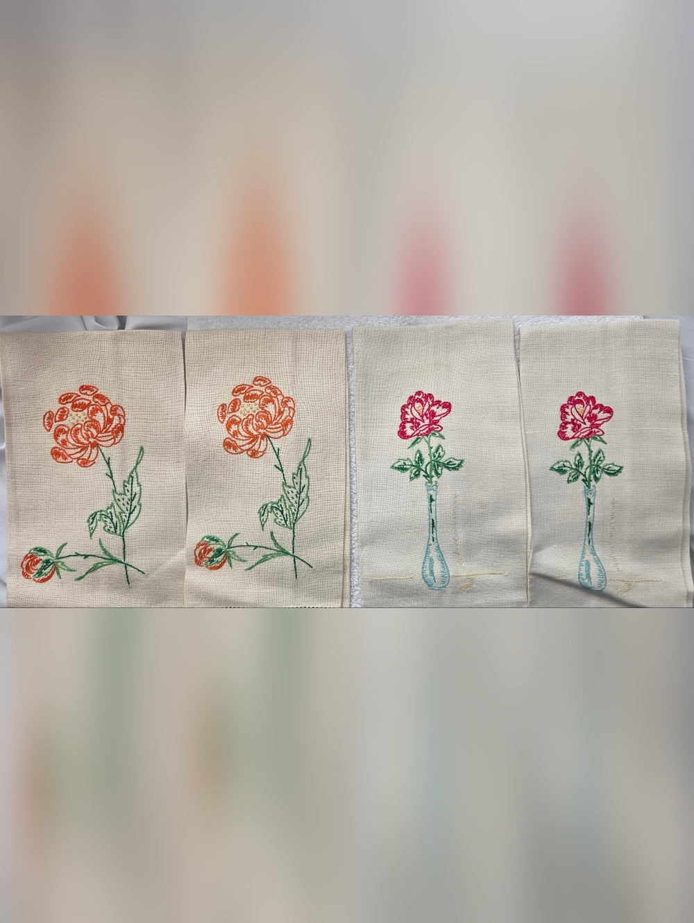 Vtg Set Of 4 Linen Embroidered Dining Napkins